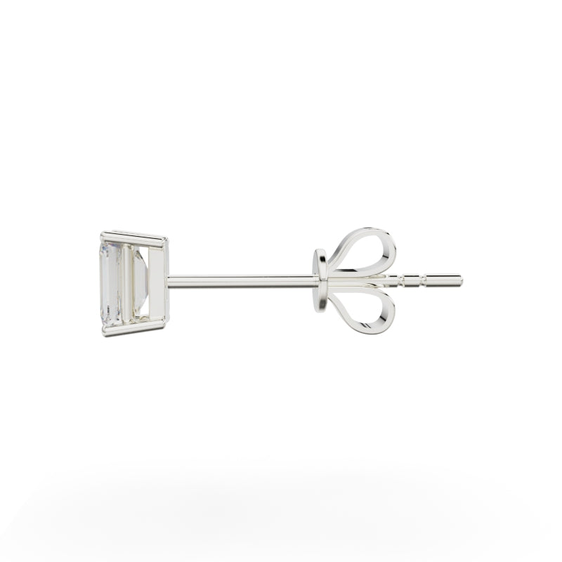 18K White Gold Four Prong Stud Earrings - Circle of Diamond