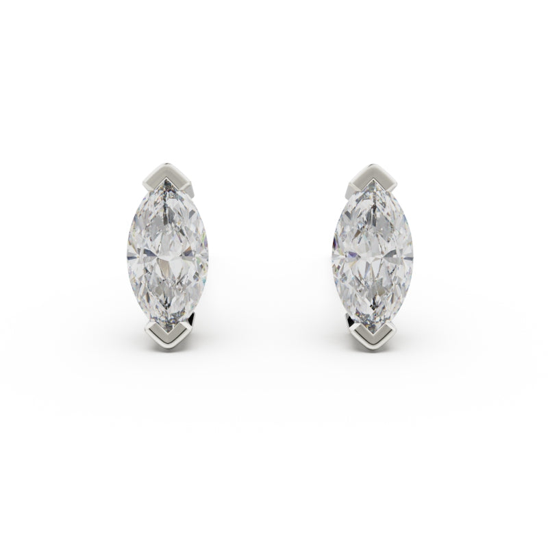 18K White Gold Four Prong Stud Earrings - Circle of Diamond