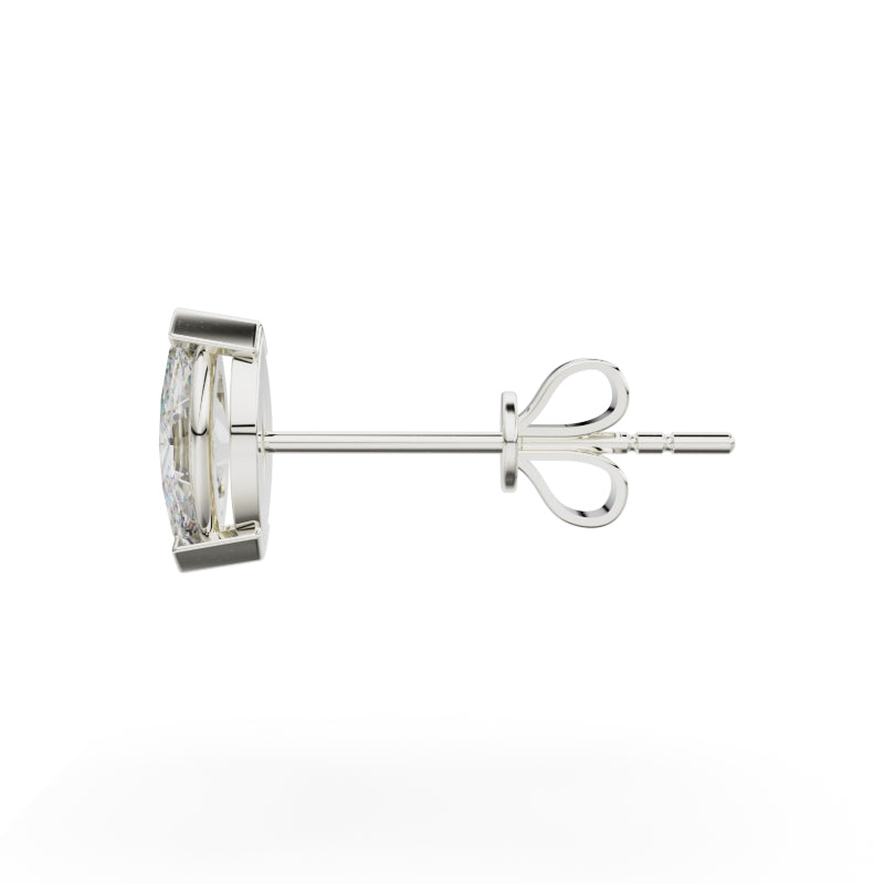 18K White Gold Four Prong Stud Earrings - Circle of Diamond